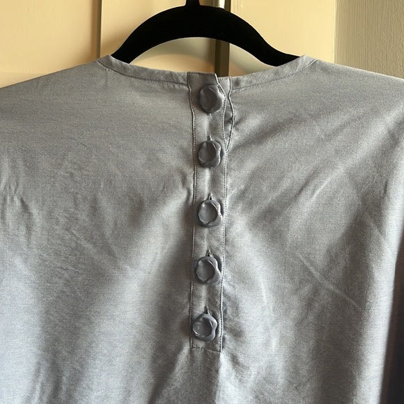 Tibi 2 light blue asymmetrical blouse button detail elastic sleeves top shirt - Picture 8 of 9